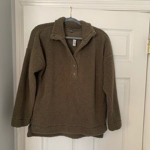 Sz sm aerie cloud Sherpa oversized button pullover